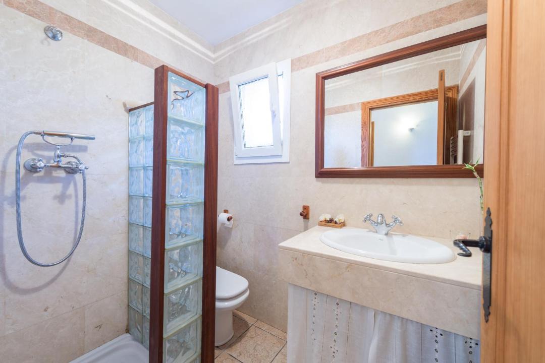 Photo of Bathroom in Port des Canonge
