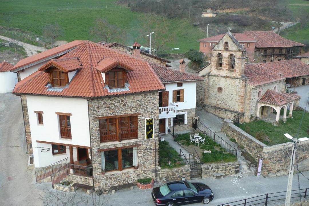 Photo of Buildings in Enterria