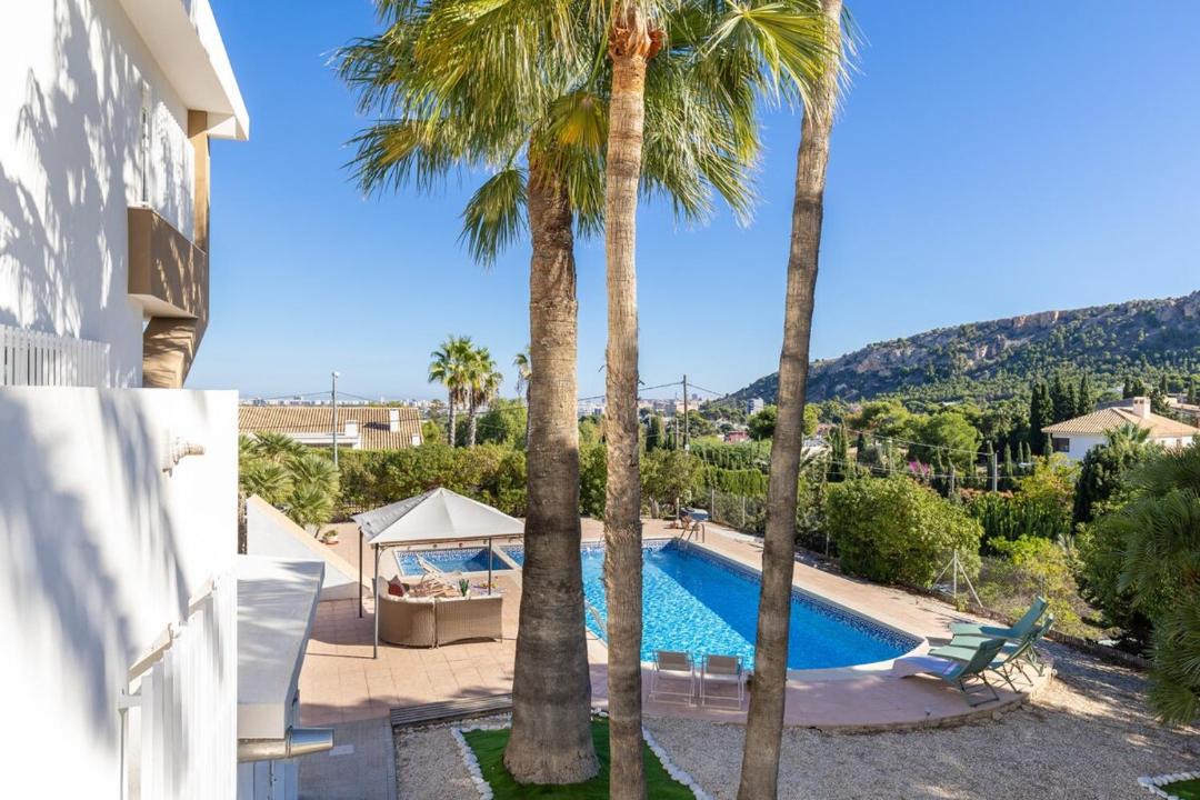 Photo of Patio Balcony in Vista Hermosa