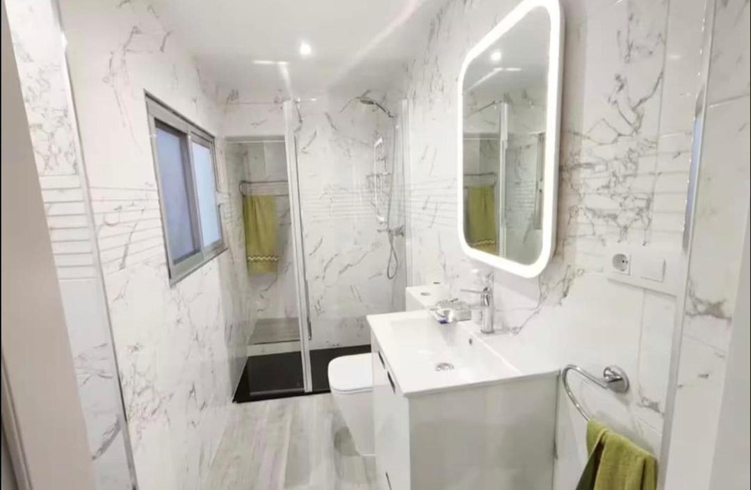 Photo of Bathroom in Lliria
