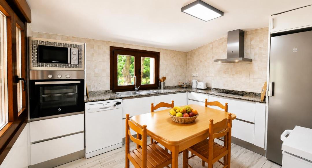 Photo of Kitchen in Llamigo