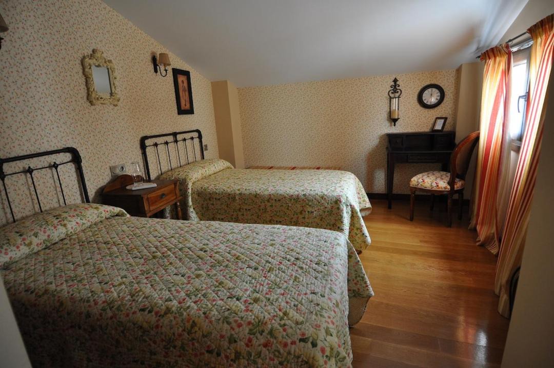 Photo of Bedroom in Penaranda de Duero