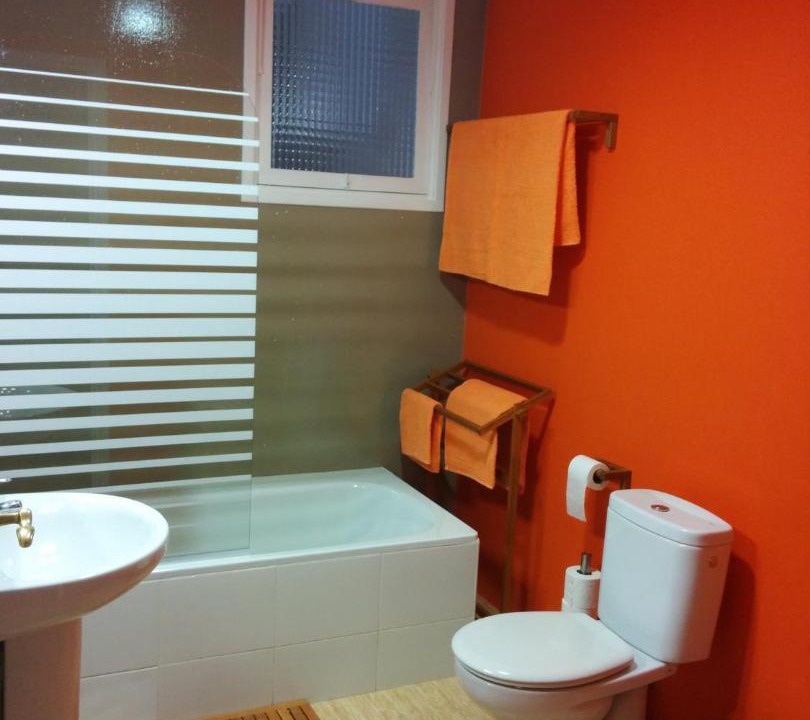 Photo of Bathroom in Los Nietos