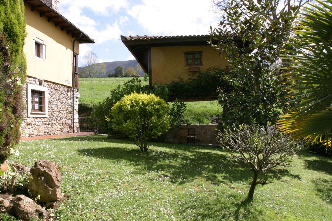 Photo of Others in Pilona