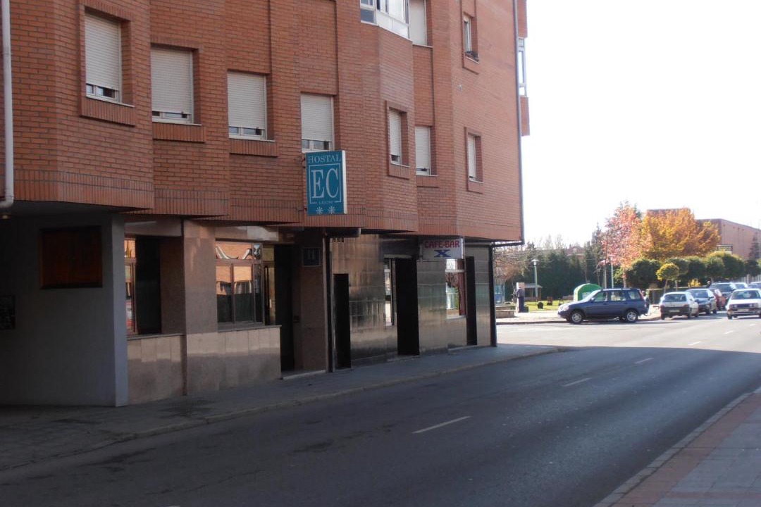 Photo of Others in Leon