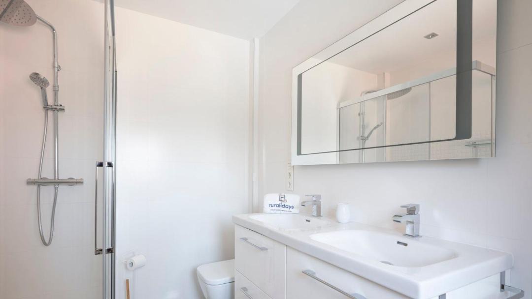 Photo of Bathroom in Cullar Vega