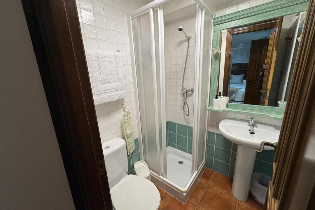 Photo of Bathroom in Nambroca
