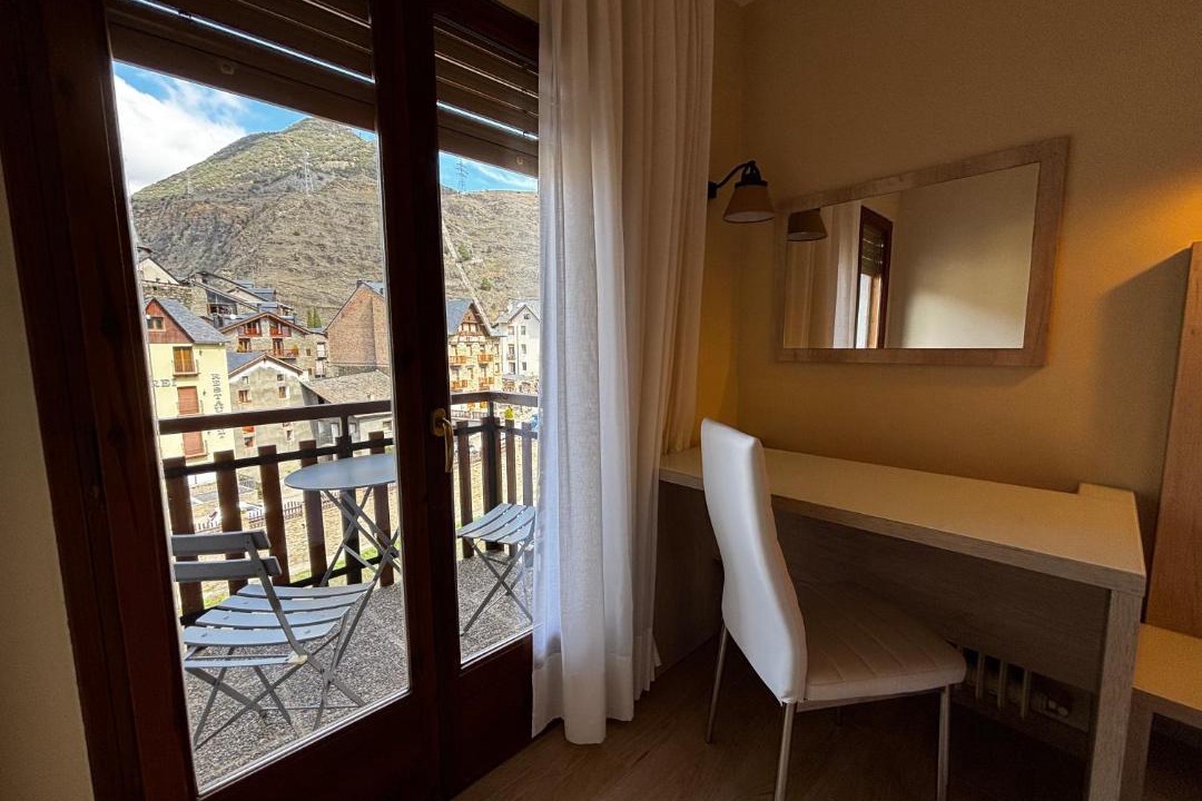 Photo of Others in Llavorsi