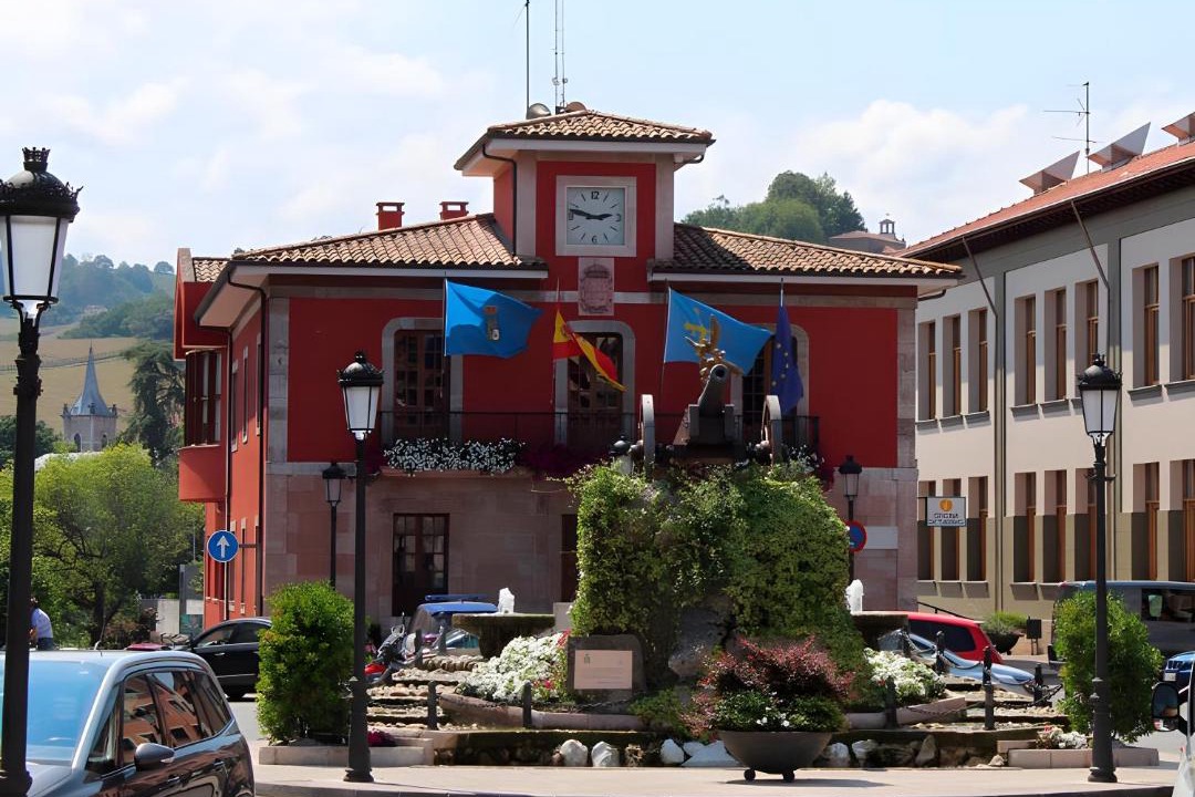 Photo of Buildings in Arriondas