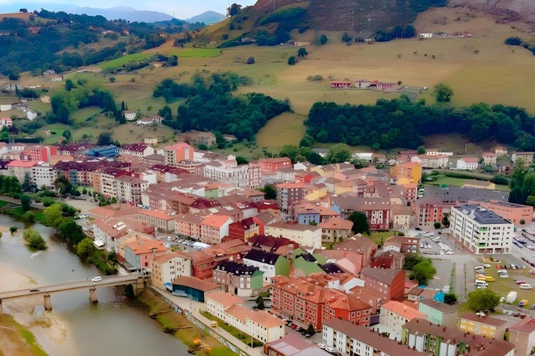 Photo of Buildings in Arriondas