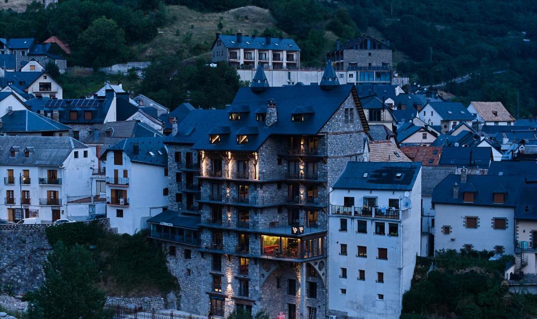 Photo of Buildings in Chisagues