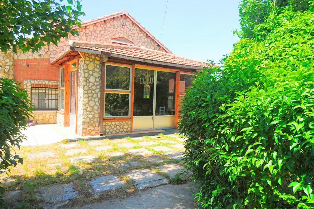 Photo of Buildings in Pollos