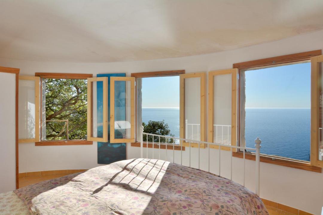Photo of Bedroom in Banyalbufar