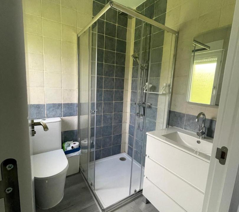 Photo of Bathroom in Parres