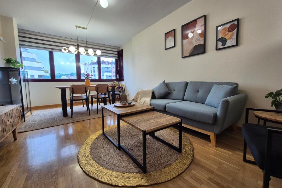 Photo of Livingroom in Oviedo City Centre