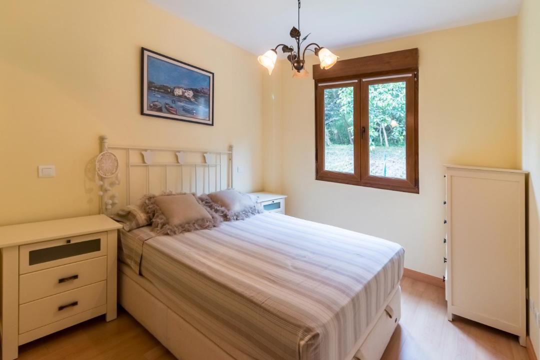 Photo of Bedroom in Pesues