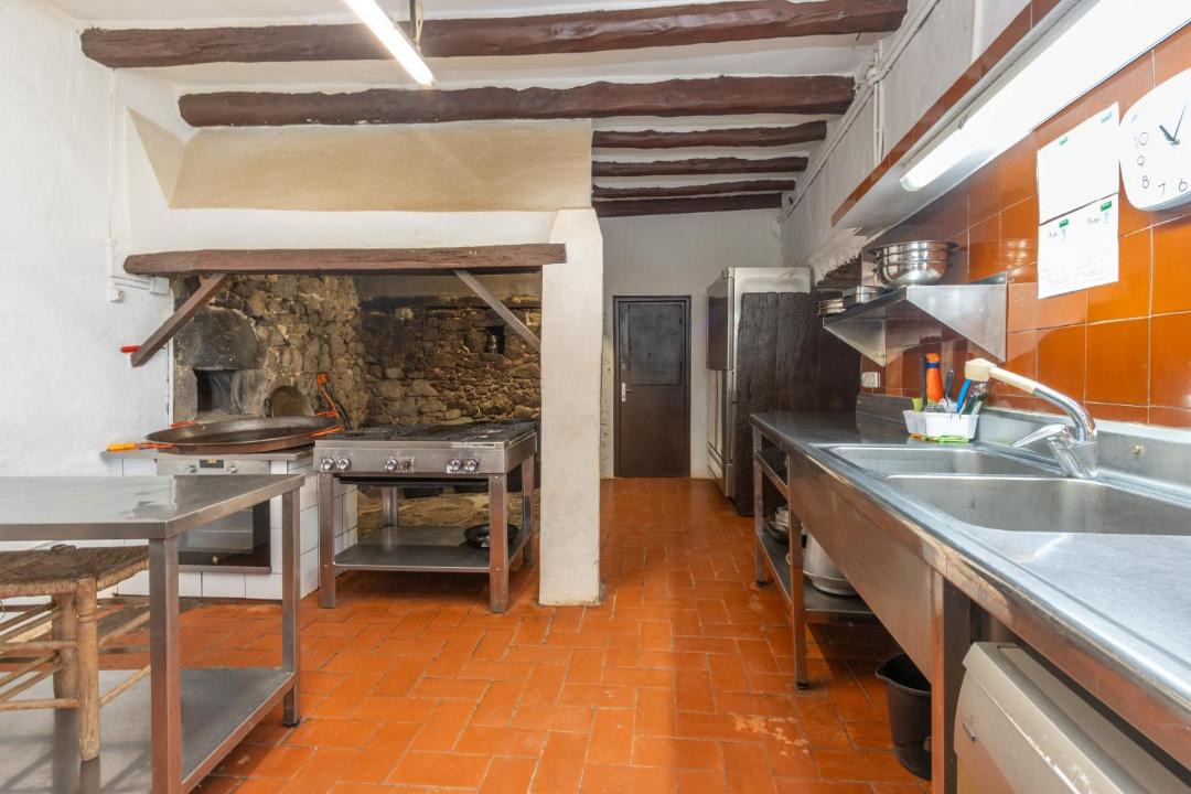 Photo of Kitchen in Camos