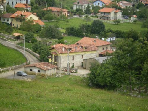 Photo of Buildings in Camango