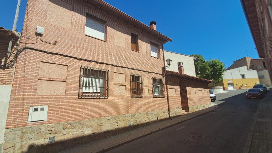Photo of Buildings in Ribatejada