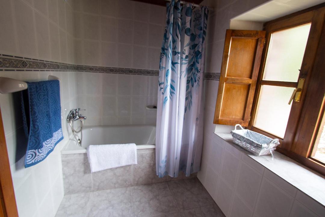 Photo of Bathroom in Puente Nuevo
