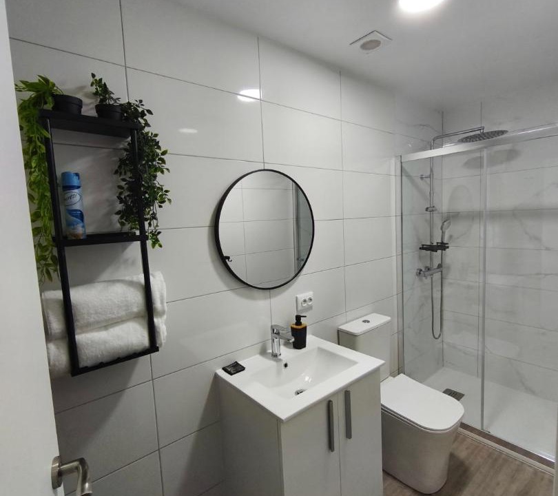 Photo of Bathroom in La Jonquera