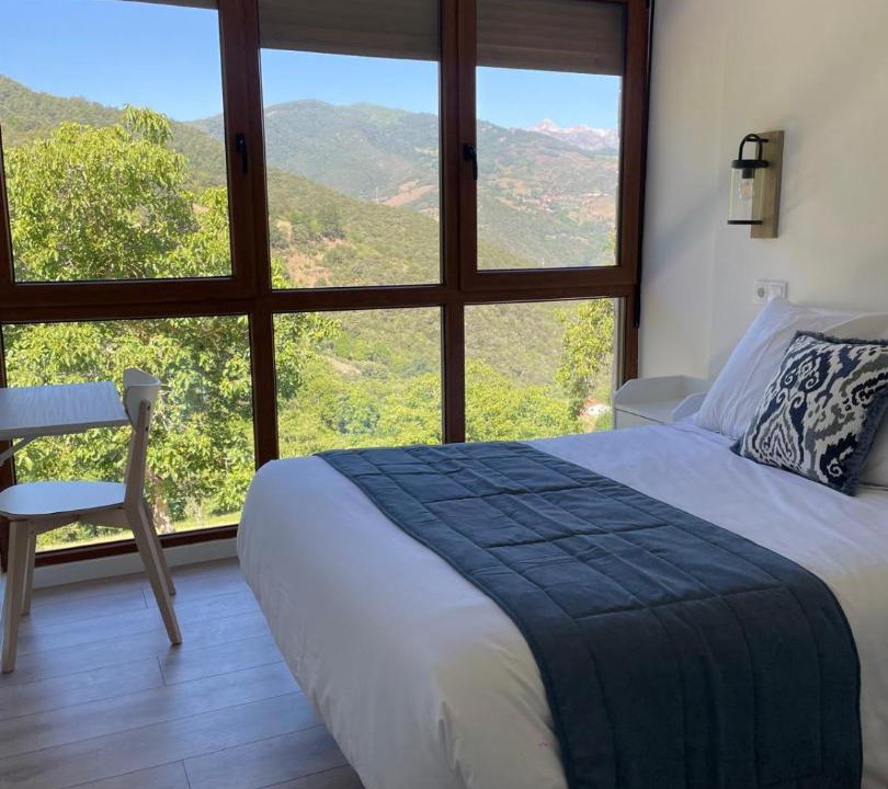 Photo of Bedroom in Tollo