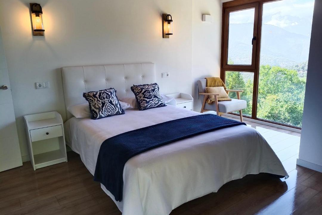 Photo of Bedroom in Tollo