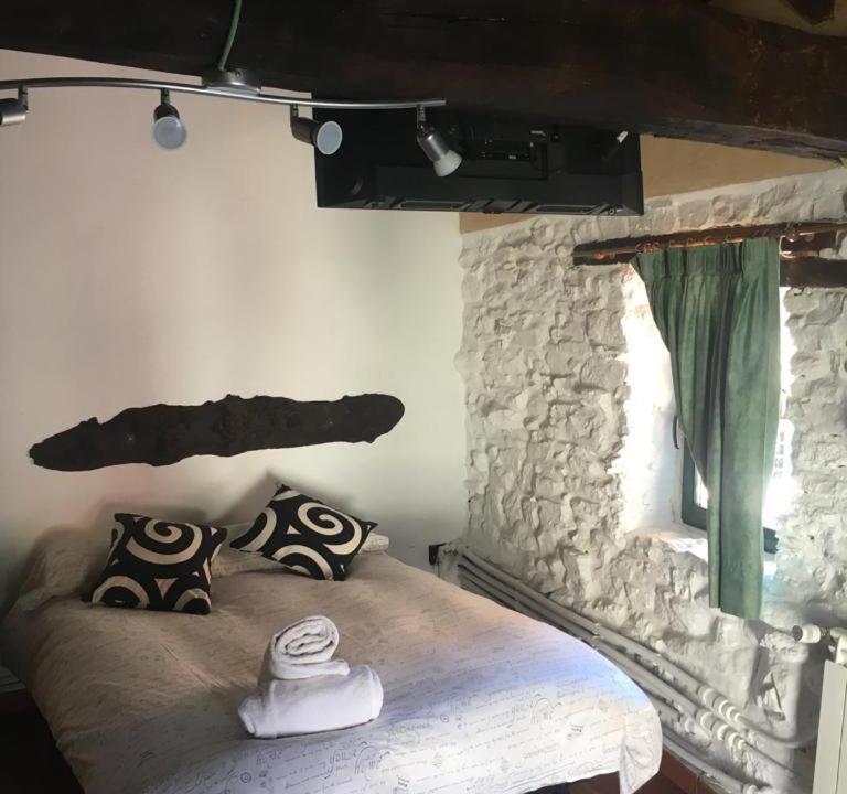 Photo of Bedroom in Revelillas