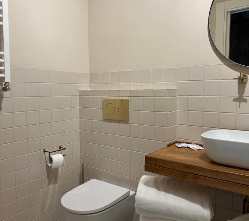 Photo of Bathroom in Aliezo