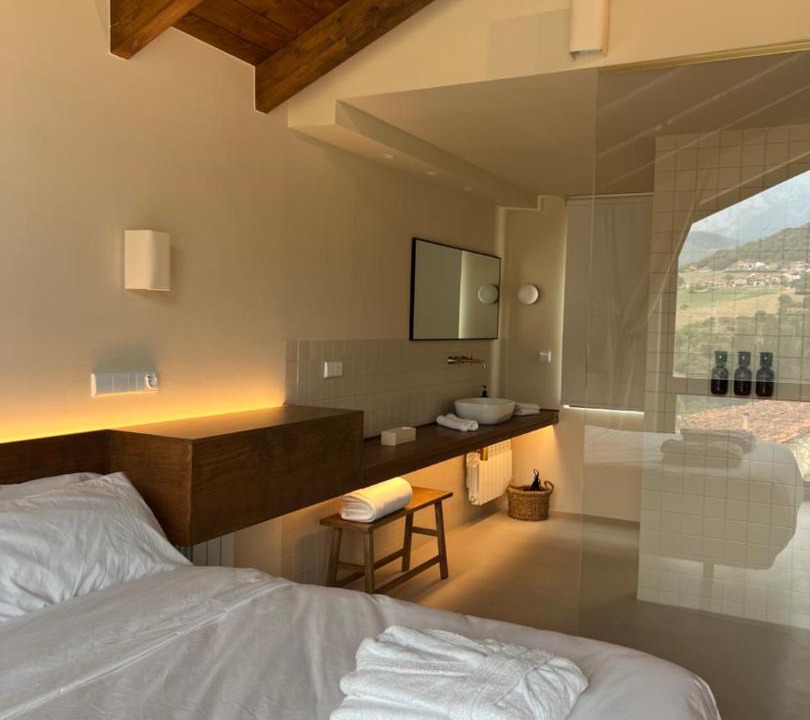 Photo of Bedroom in Aliezo