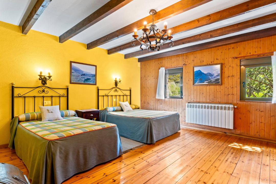 Photo of Bedroom in Caunedo