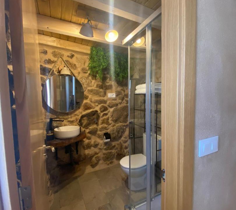 Photo of Bathroom in Lobeira