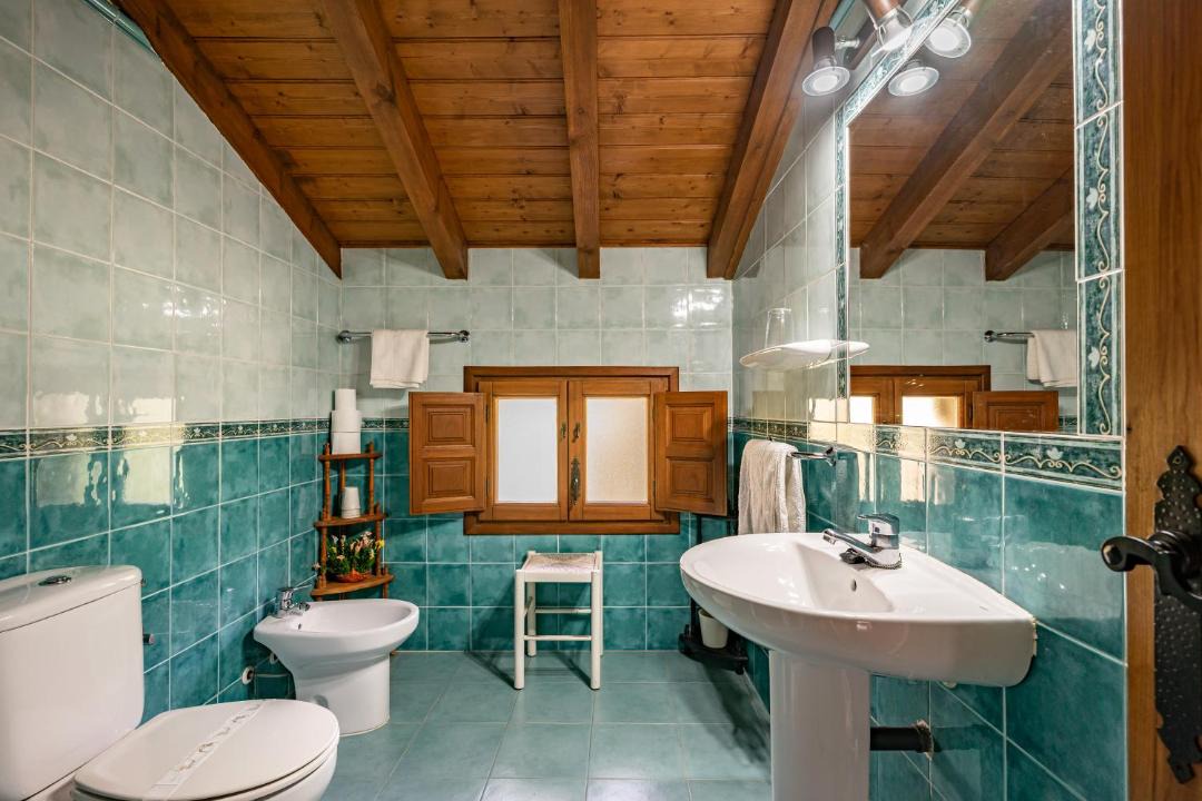 Photo of Bathroom in Penamellera Baja
