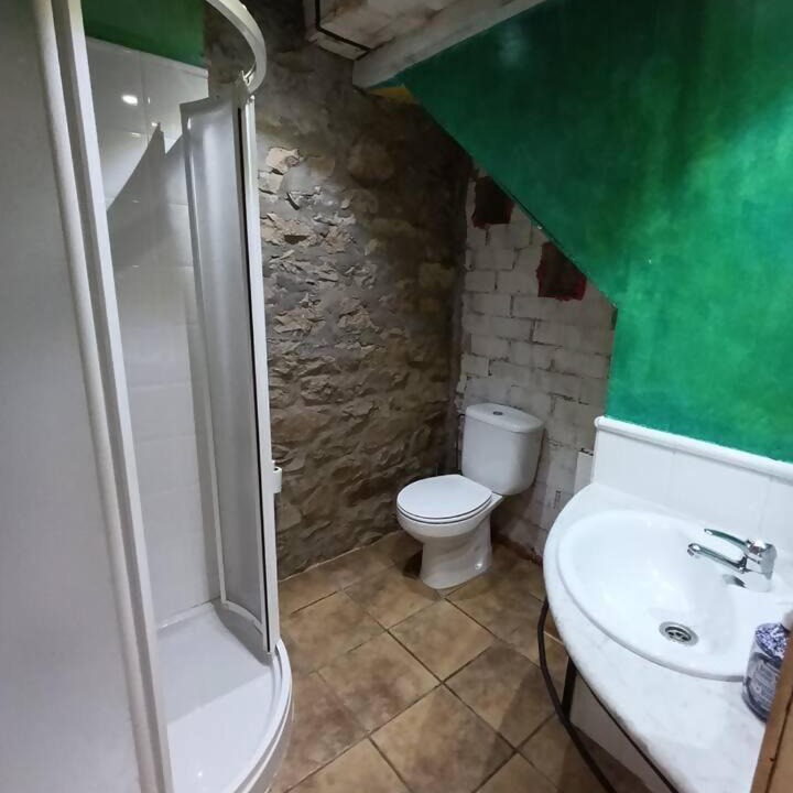 Photo of Bathroom in Cartes