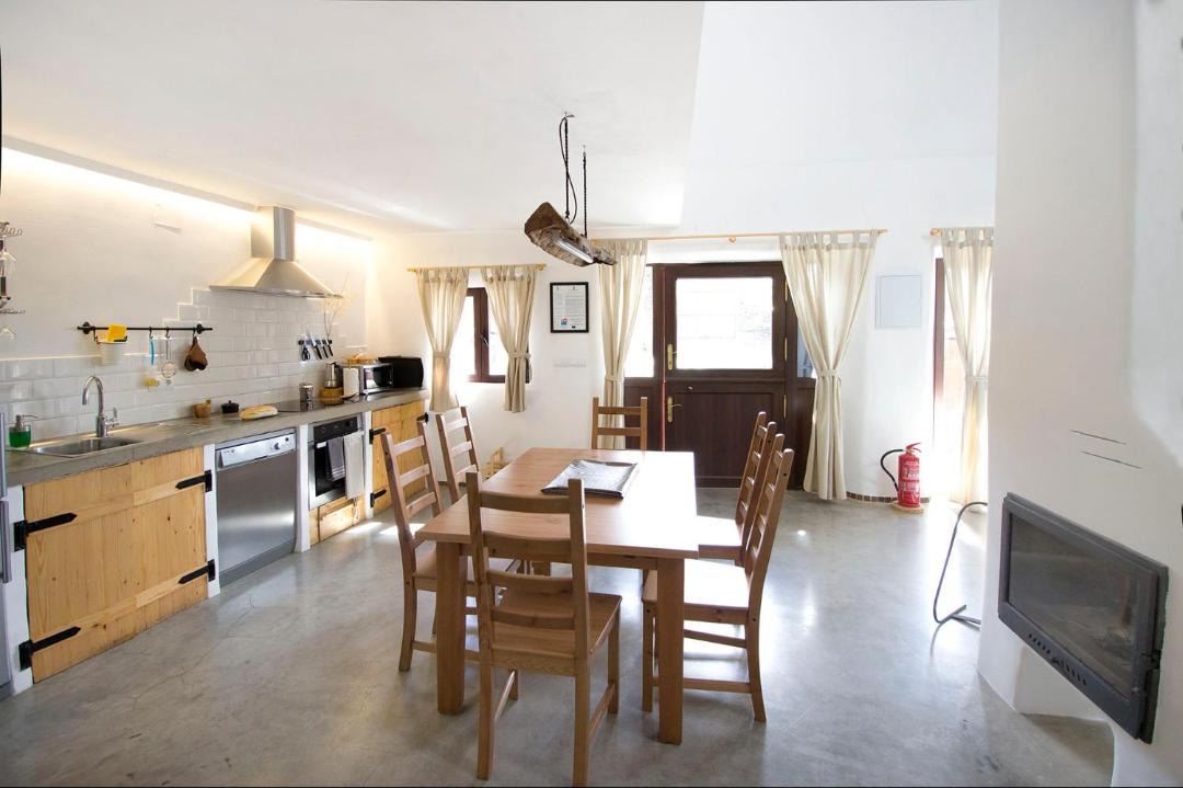 Photo of Kitchen in Majaelrayo