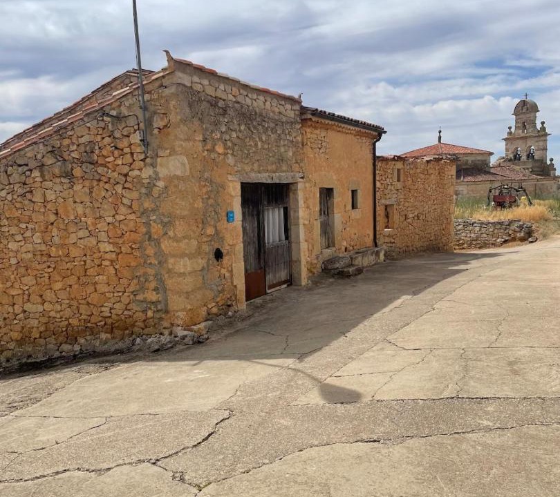 Photo of Buildings in Santa Maria del Mercadillo