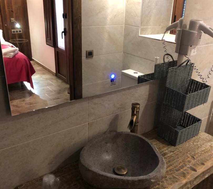 Photo of Bathroom in Labuerda