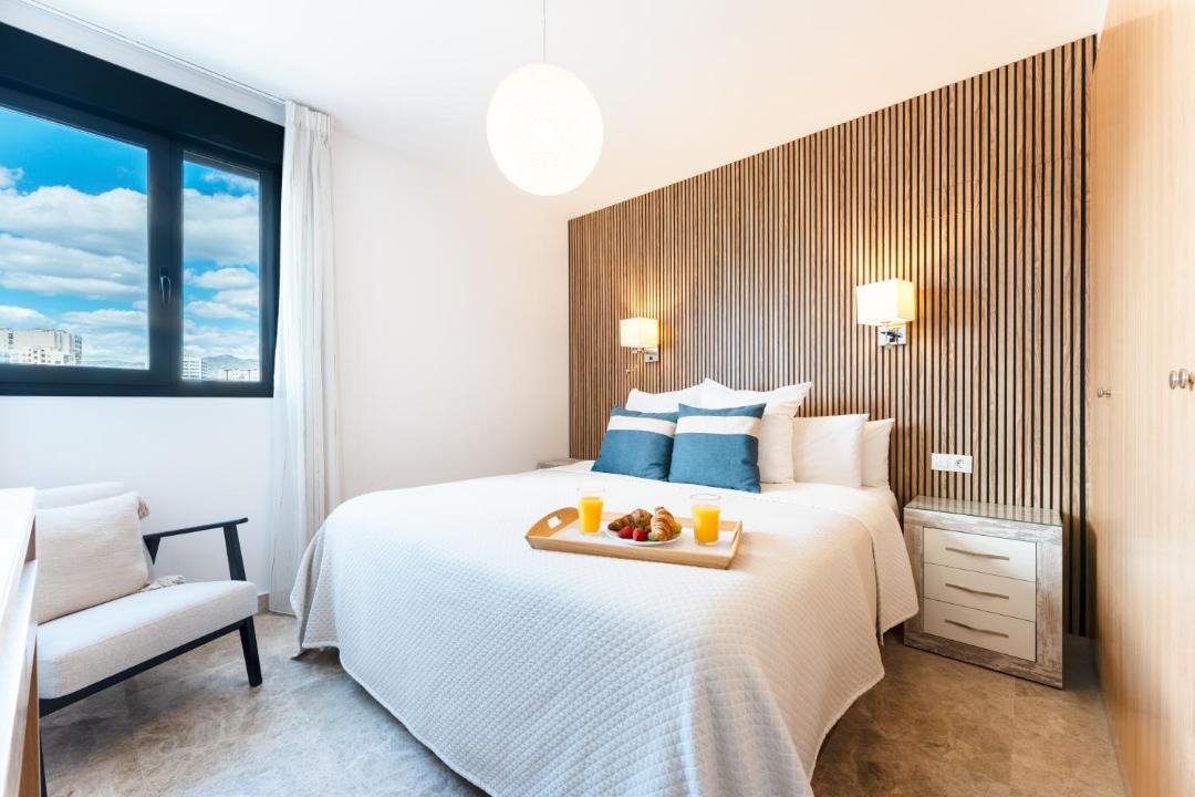 Photo of Bedroom in R.E.N.F.E.