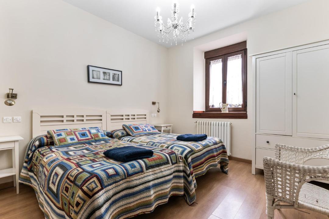 Photo of Bedroom in Lena