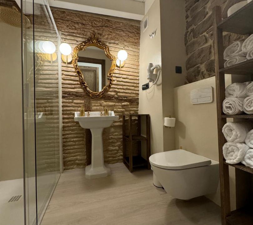 Photo of Bathroom in Laguardia Old Town