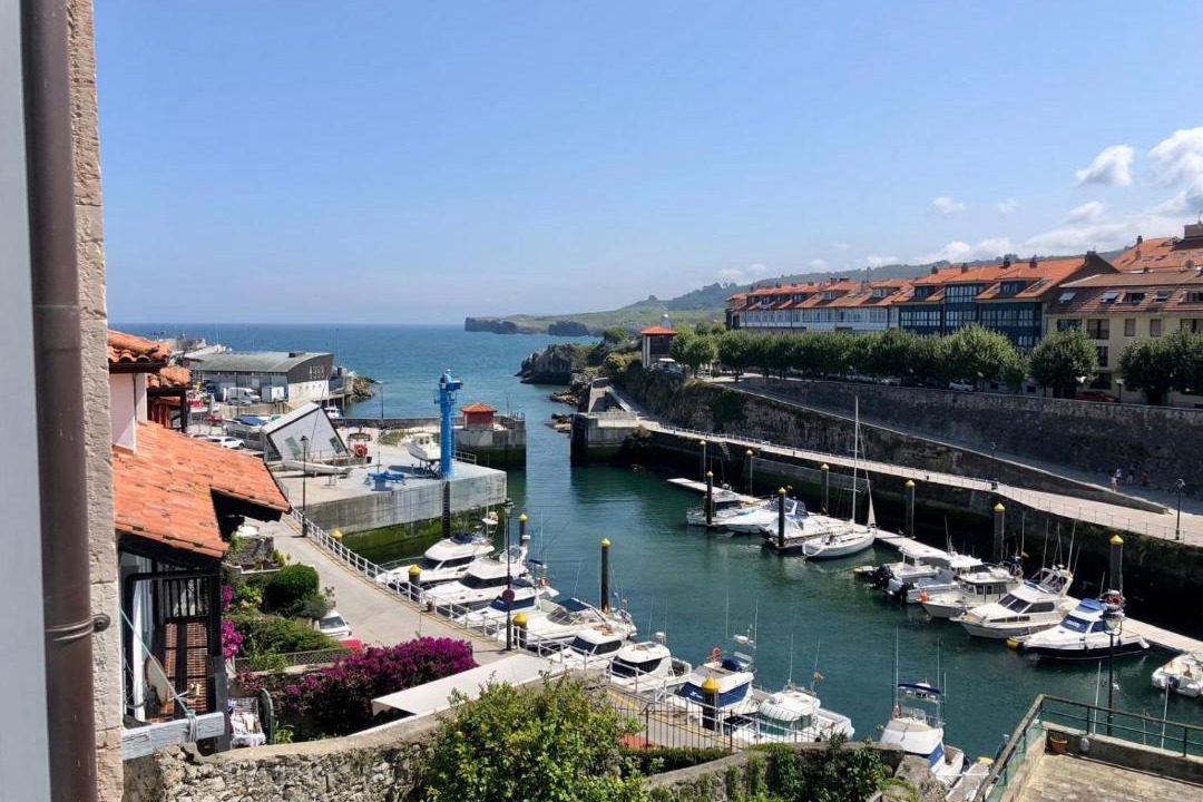 Photo of Others in Llanes