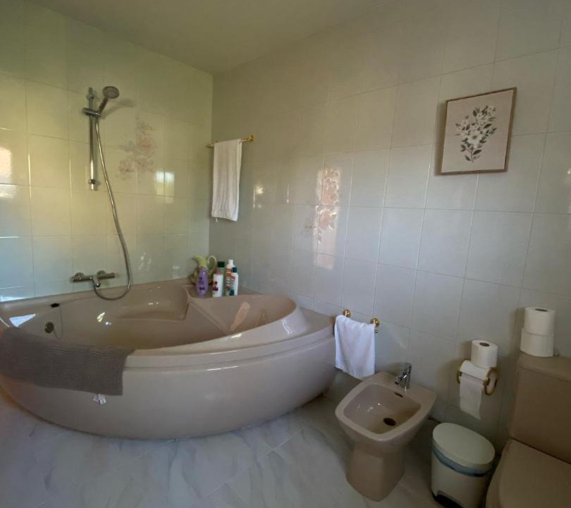 Photo of Bathroom in Riano