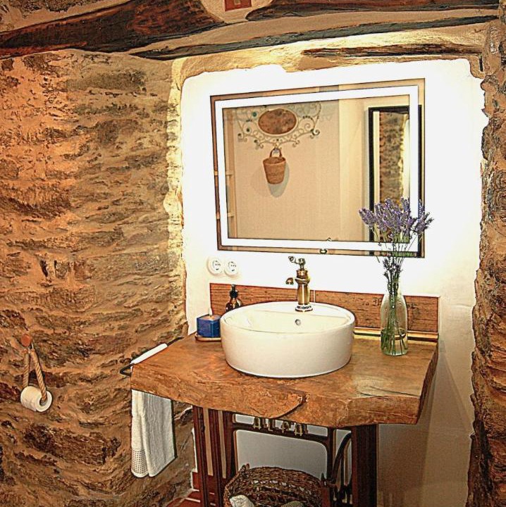 Photo of Bathroom in Tronceda