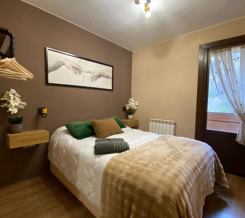 Photo of Bedroom in Torla