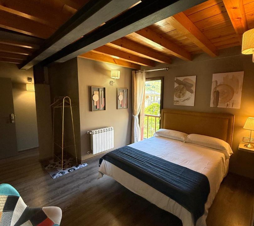 Photo of Bedroom in Molinaseca
