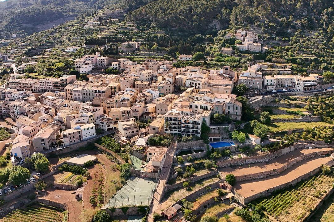 Photo of Buildings in Banyalbufar