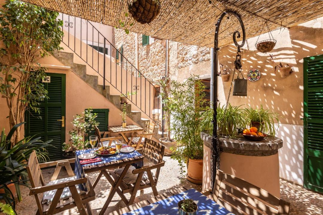 Photo of Patio Balcony in Banyalbufar
