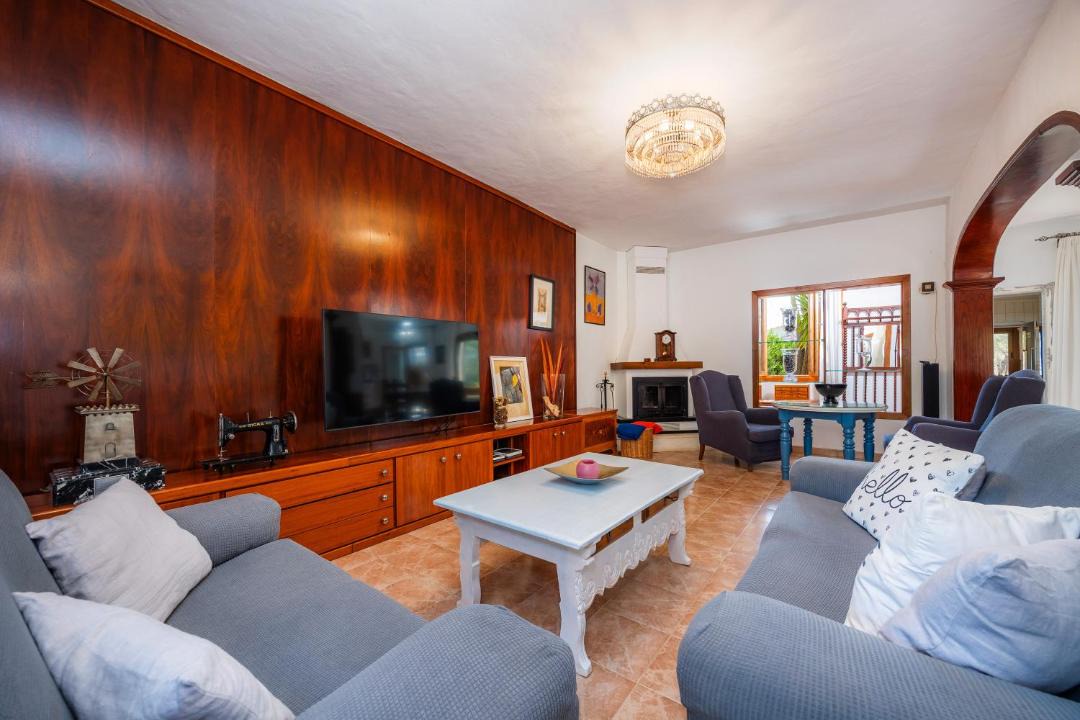 Photo of Livingroom in Alaro