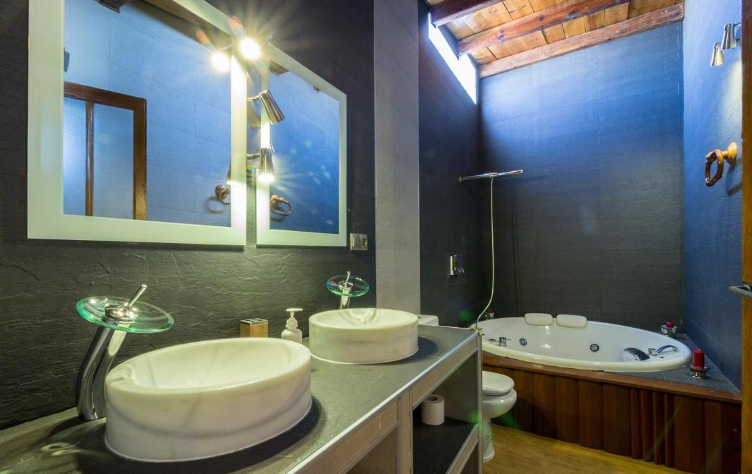 Photo of Bathroom in Argamasilla de Alba