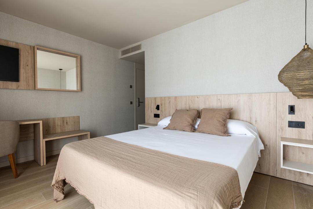 Photo of Bedroom in Llafranc